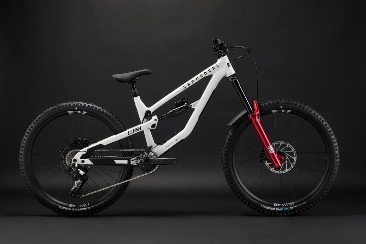 CLASH V3 ROCKSHOX PURE WHITE 2027